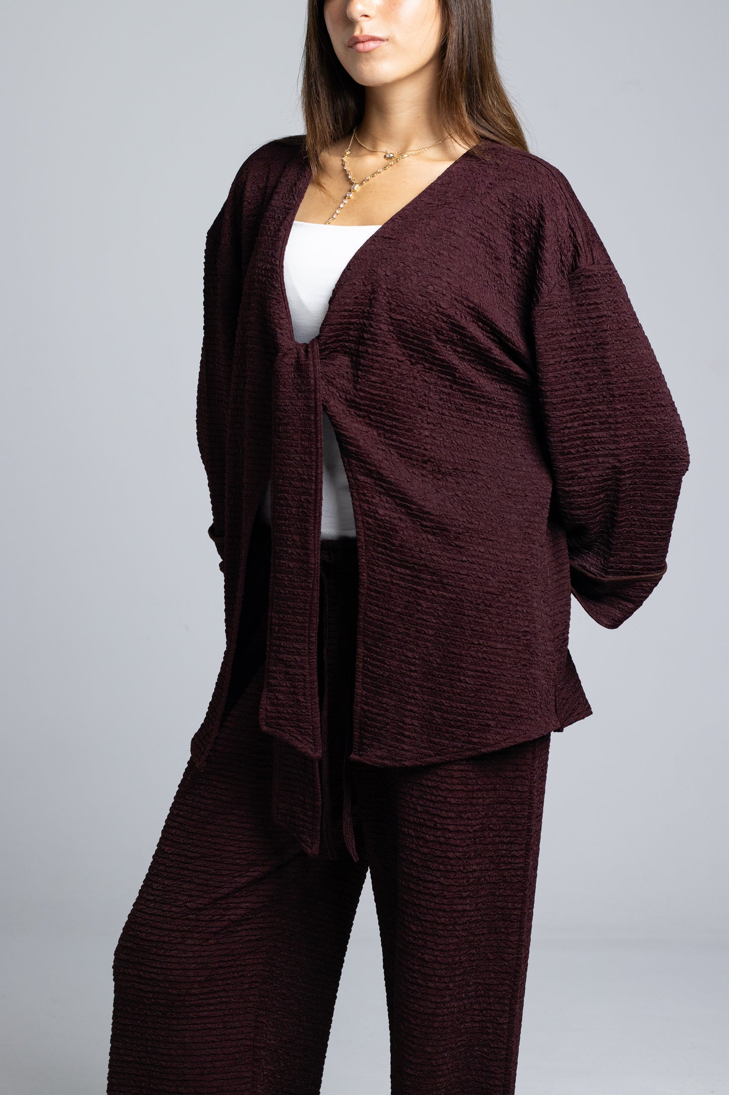 Rustic Set With Front Knot