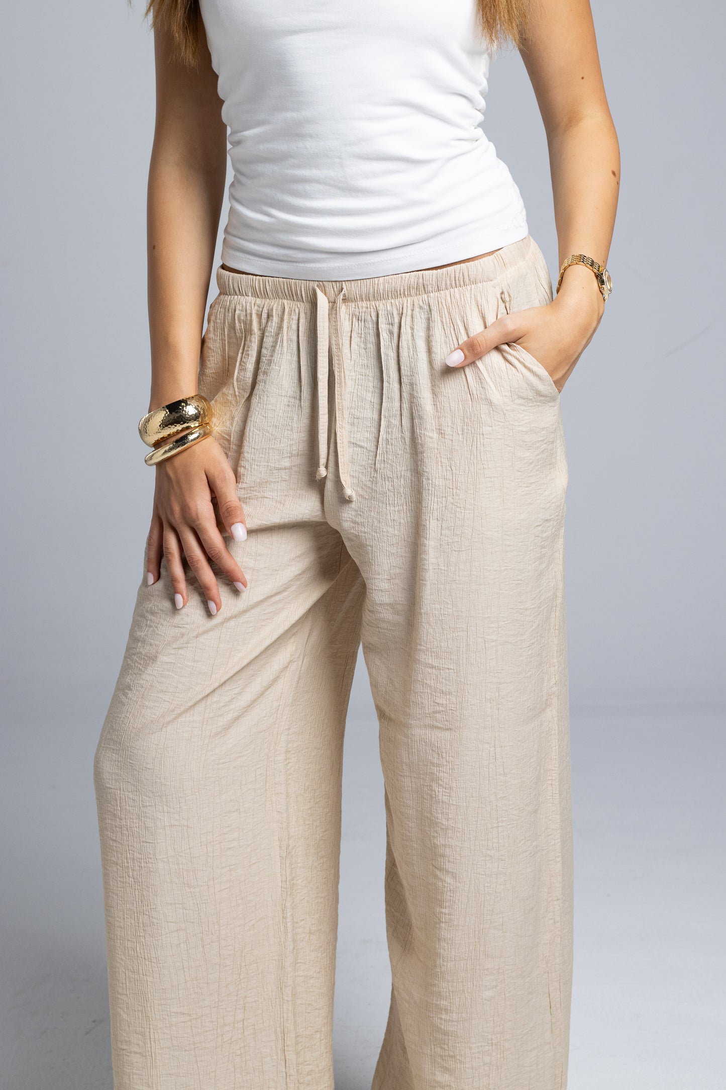 Wide-Leg Trouser