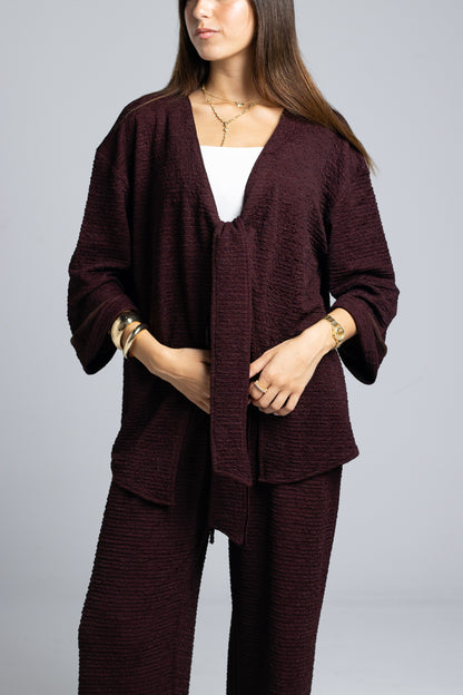 Rustic Set With Front Knot