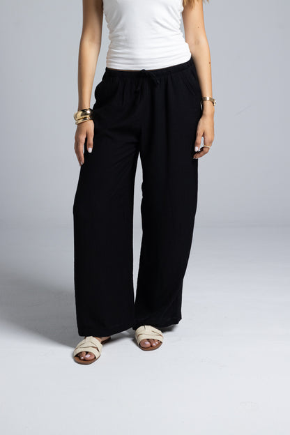 Wide-Leg Trouser