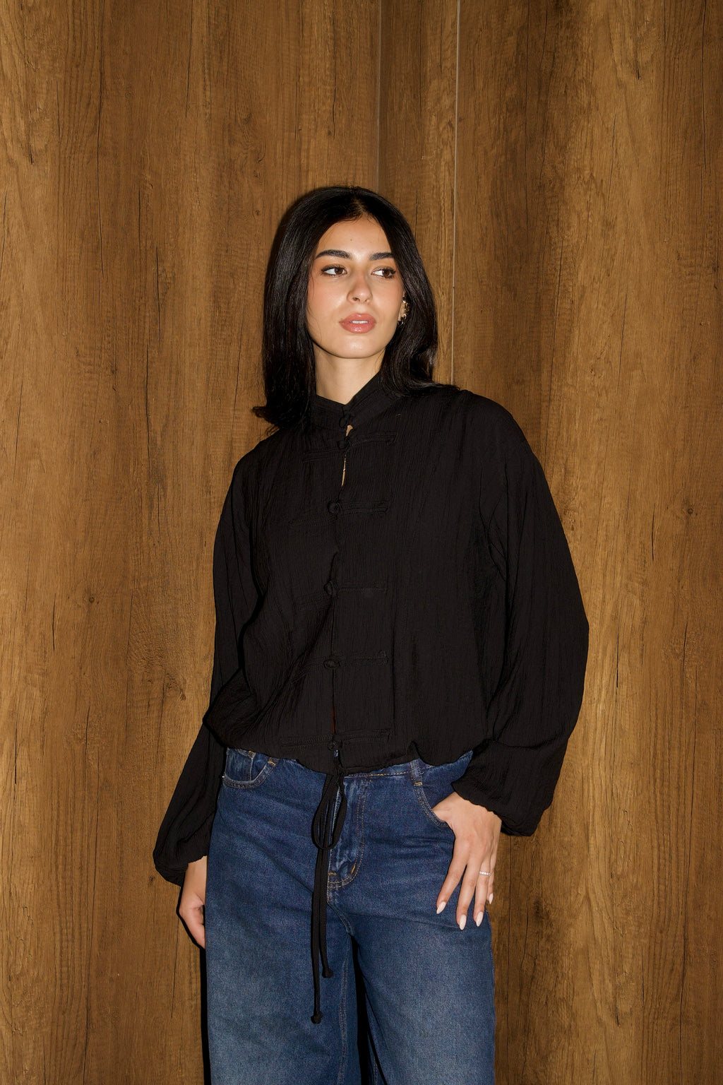 Mandarin Top in black