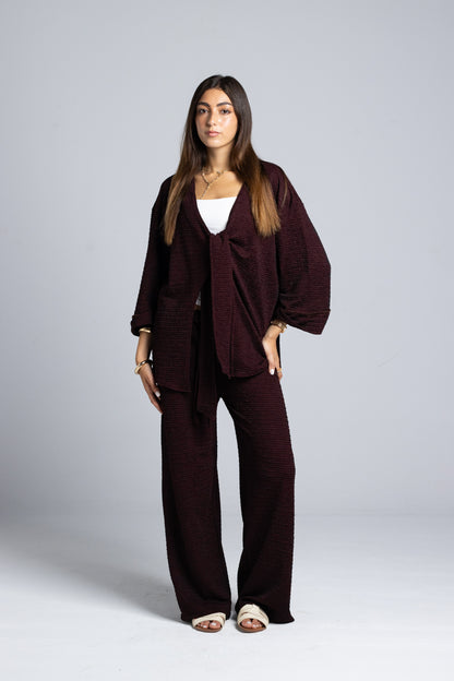 Rustic Set With Front Knot